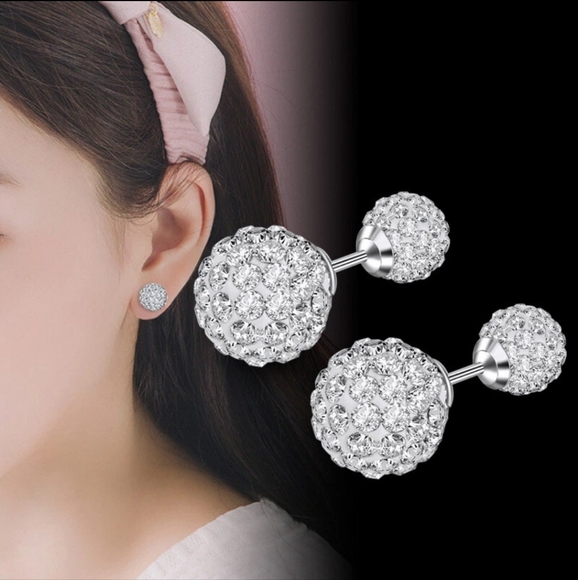 Elegant Silver Crystal Stud Earrings - Picture 1 of 5